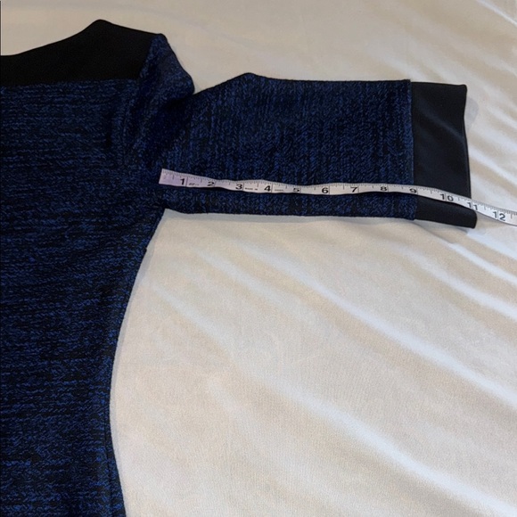 Le Chateau Blue and Black Sheath Mini Dress with Bateau Neckline - Picture 10 of 12